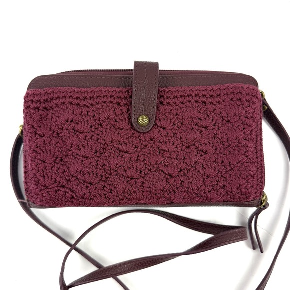 The Sak Handbags - The Sak Iris Crochet Crossbody Smartphone Wallet Burgundy Leather Knit Used Once